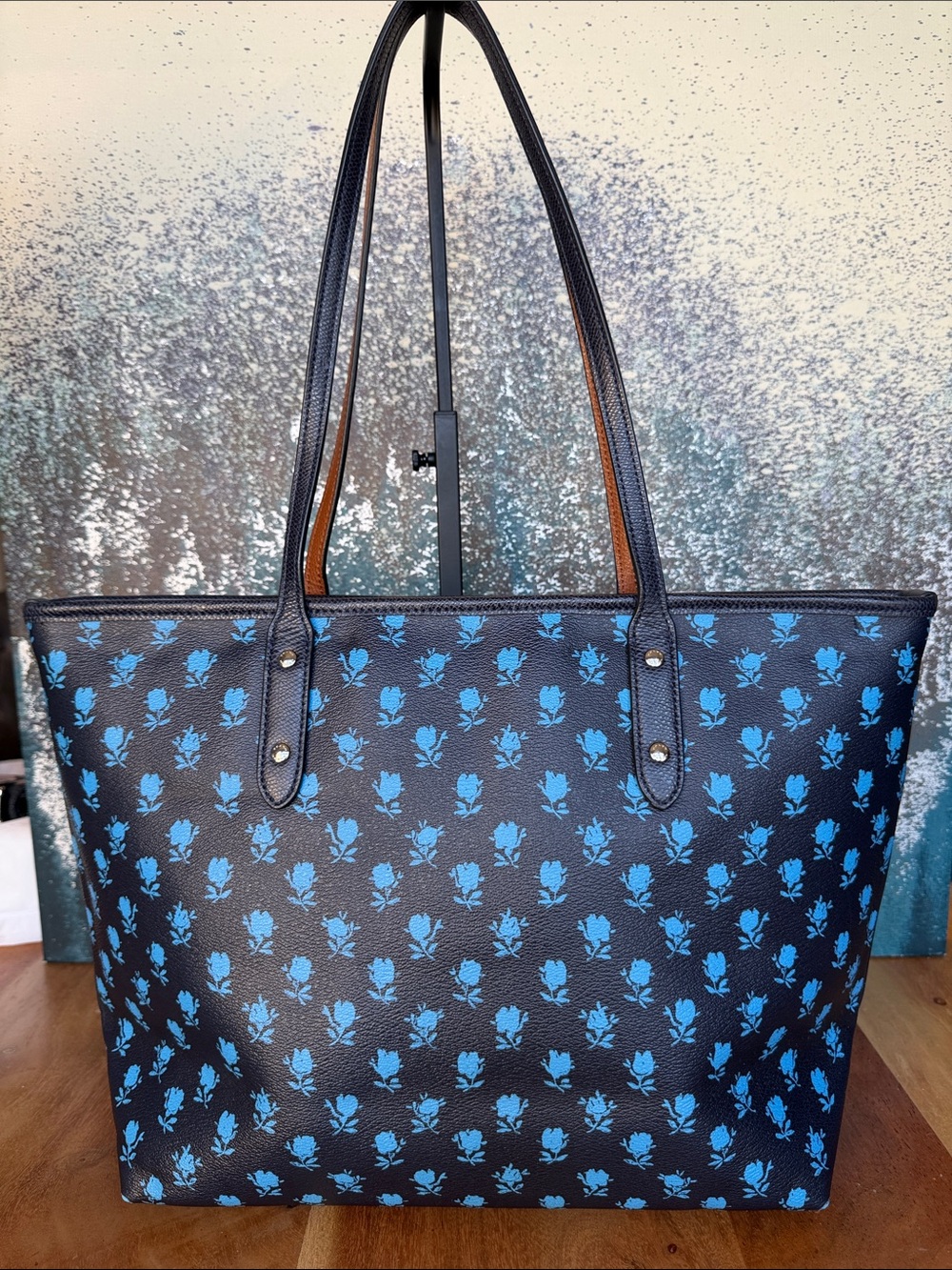 Coach 2010’s Dark Academia Bennett Badlands Floral Tote Bag (VGUC) - Picture 7 of 16